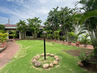 Foto 6 de Terreno en Venta en La Urb. Puerto Azul.