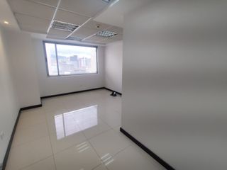 Foto 7 de RENTA OFICINA DE 25m2 EN EDIFICIO MODERNO CON GENERADOR ELECTRICO FORTUNE  PLAZA