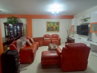 Foto 8 de SE VENDE UNA HERMOSA CASA DE PLAYA EN EL BALNEARIO DE SANTA ROSA
