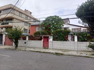 Foto 1 de En Venta Casa Rentera Redondel Atahualpa - Sur de Quito