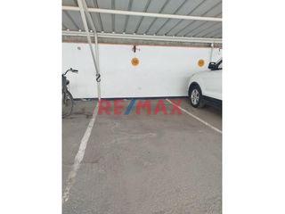 Foto 10 de Venta De Departamento Con Estacionamiento En Cond.Laguna Del Chipe // ID: 1135552