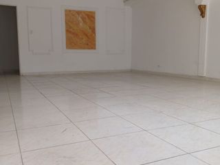 Foto 4 de VENTA CASA BARRIO GRANADA - NORTE CALI