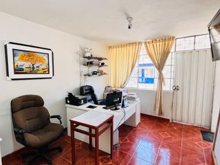 Foto 9 de Venta De Casa De 3 Pisos En Huacho