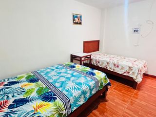 Foto 8 de Venta De Casa De 3 Pisos En Huacho