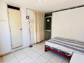 Foto 6 de Venta De Casa De 3 Pisos En Huacho