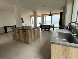 Foto 4 de casa de venta en manta zona santa marianita Y/T