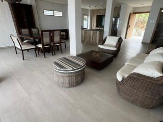 Foto 13 de casa de venta en manta zona santa marianita Y/T