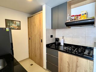 Foto 3 de SE VENDE APARTAMENTO AMOBLADO EN EDIFICIO LA CASTELLANA