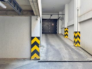 Foto 9 de SE VENDE APARTAMENTO AMOBLADO EN EDIFICIO LA CASTELLANA