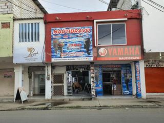 Foto 1 de casa comercial de venta en manta Zona Norte D/Q