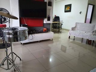 Foto 3 de casa comercial de venta en manta Zona Norte D/Q