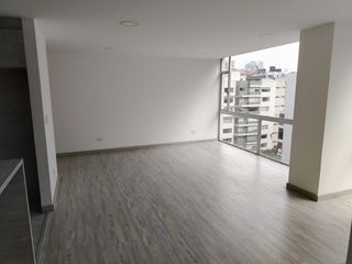 Foto 2 de DEPARTAMENTO  EN VENTA EN EDIFICIO SECTOR MOSCÚ QUITO