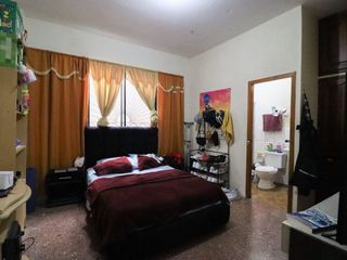Foto 38 de casa de venta en manta zona centro gr