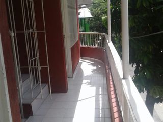 Foto 12 de Casa Esquinera en Venta dividida en 4 apartamentos Rentando
