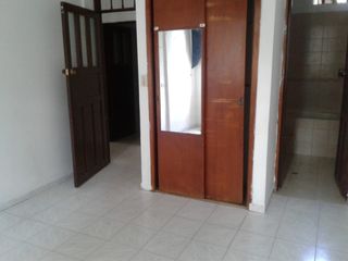 Foto 4 de Casa en Venta de 3 pisos dividida en 2 Apartamentos en Melgar