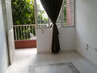 Foto 15 de Casa en Venta de 3 pisos dividida en 2 Apartamentos en Melgar