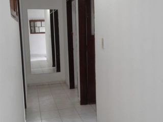 Foto 18 de Casa en Venta de 3 pisos dividida en 2 Apartamentos en Melgar