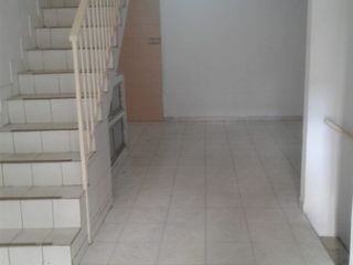 Foto 19 de Casa en Venta de 3 pisos dividida en 2 Apartamentos en Melgar