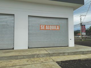 Foto 10 de OFICINAS EN ALQUILER EN PLAZA COMERCIAL DE PORTOVIEJO JUNTO A SERVIENTREGA