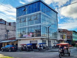Foto 2 de Local Comercial En Alquiler A Un Paso Del Hospital Regional