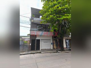 Foto 1 de Casa De 3 Pisos En Zona Monumental - Iquitos