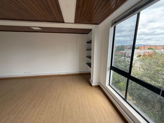 Foto 4 de Arriendo oficina ubicado en av Suba