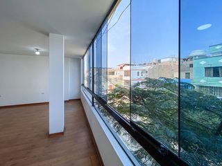 Foto 15 de Vendo Duplex En Calle Las Violetas - Urb Los Jardines (Smp)