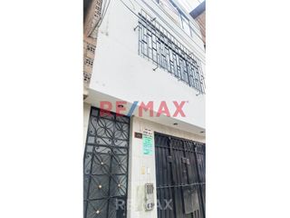 Foto 1 de Venta De Departamento En 3Er Piso En El Agustino