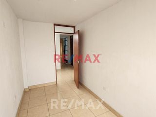 Foto 2 de Venta De Departamento En 3Er Piso En El Agustino