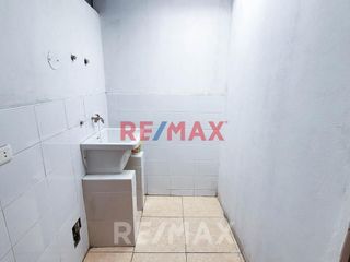 Foto 13 de Venta De Departamento En 3Er Piso En El Agustino