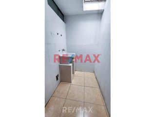 Foto 9 de Venta De Departamento En 3Er Piso En El Agustino