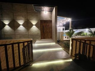 Foto 3 de VENTA CASA EN LA PLAYA, CAPAES