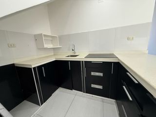 Foto 8 de VENTA DE DEPARTAMENTO EN SAN MARTIN DE PORRES
