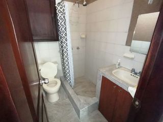 Foto 13 de Conocoto, vendo departamento de 110m2 en conjunto, 3 dormitorios y estacionamiento