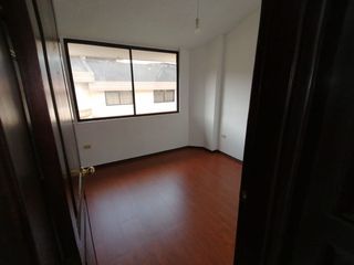 Foto 9 de Conocoto, vendo departamento de 110m2 en conjunto, 3 dormitorios y estacionamiento