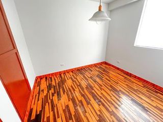 Foto 2 de Venta De Dúplex Con Azotea En Cercado de Lima