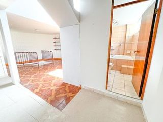 Foto 10 de Venta De Dúplex Con Azotea En Cercado de Lima