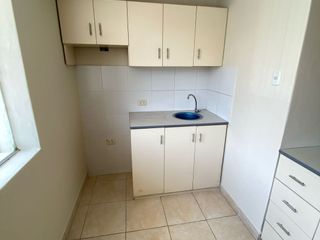 Foto 7 de ALQUILO OFICINA 2° PISO 04 AMBIENTES, Area 87m²- SURCO