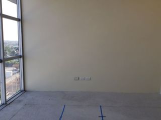 Foto 12 de Vendo Oficina Corporativa en Sky Building – 140 m² + 2 Parqueos