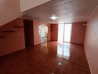 Foto 3 de Casa de Venta en Conjunto - Guamani Sur de Quito