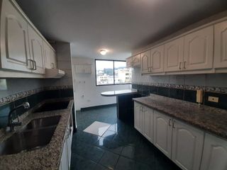 Foto 2 de DEPARTAMENTO DE  VENTA PINAR ALTO 144M2