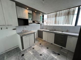 Foto 7 de DENTRO DE LA URBANIZACION EL CONDADO, HERMOSO DEPARTAMENTO EN RENTA