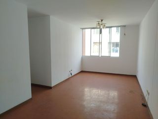 Foto 3 de VENTA DE DEPARTAMENTO 4to. PISO EN LAS TORRES DE SANTA CLARA II, ATE