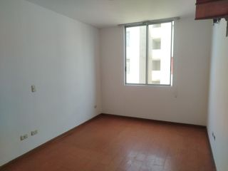 Foto 4 de VENTA DE DEPARTAMENTO 4to. PISO EN LAS TORRES DE SANTA CLARA II, ATE