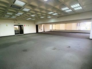 Foto 1 de SE VENDE OFICINA DE 342 M2 - SANTA CATALINA LA VICTORIA