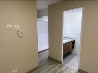 Foto 11 de EN ALQUILER FLAT CON VISTA EXTERNA C/ BALCON. ESTAC + DEPOSITO