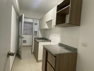 Foto 8 de EN ALQUILER FLAT CON VISTA EXTERNA C/ BALCON. ESTAC + DEPOSITO