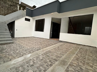 Foto 2 de CASA EN VENTA URB. SUEÑO DE BOLIVAR