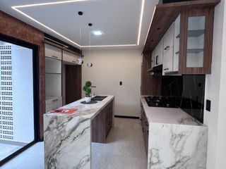 Foto 2 de CASA VIP EN VENTA, Sector Ricaurte Sudamericano C1470