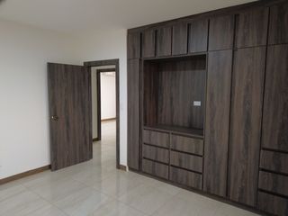 Foto 29 de Moderno departamento con balcón, piscina y áreas sociales en Katamar II - Manta